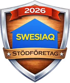 Sköld med ett blått hus, årtalet 2026 och texten SWESIAQ Stödföretag.
